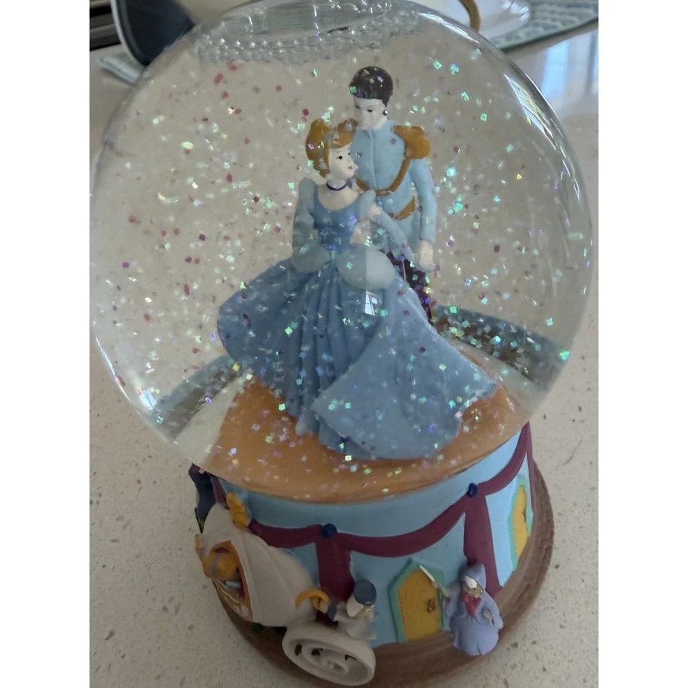 Disney Cinderella Prince Charming Musical Snow Globe Enesco I Love You Truly